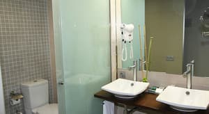 thumbnail: Bathroom