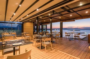 thumbnail: Restaurant