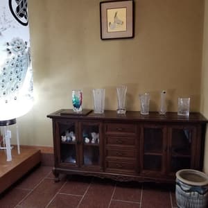 thumbnail: Interior entrance