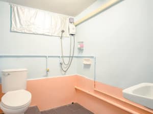 thumbnail: Bathroom