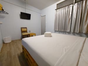 thumbnail: Room