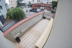 thumbnail: Front of property