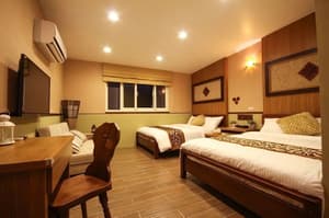 thumbnail: Room