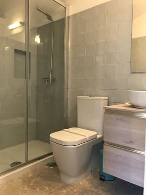 thumbnail: Bathroom