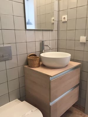 thumbnail: Bathroom sink