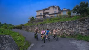 thumbnail: Exterior