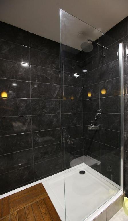 750d2c3015be14bb4bf257cff375a372.jpeg