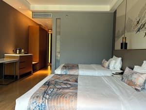 thumbnail: Room