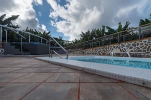 thumbnail: Pool