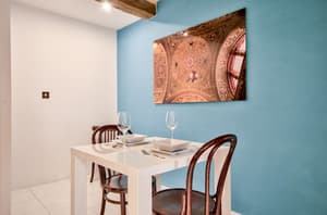 thumbnail: In-room dining