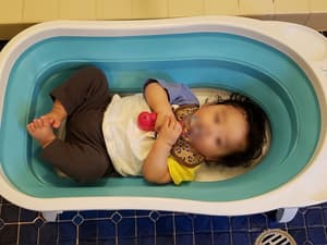 thumbnail: Shared bathroom