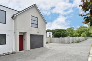 thumbnail: Exterior