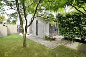 thumbnail: Terrace/patio