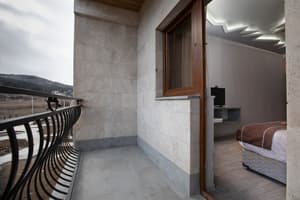 thumbnail: Balcony