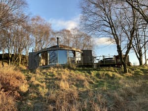 thumbnail: Exterior