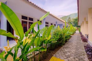 thumbnail: Garden