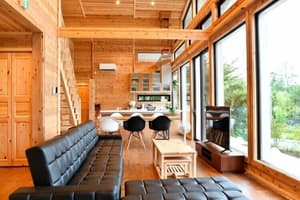 thumbnail: Living area