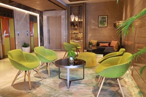 thumbnail: Lobby sitting area