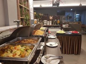 thumbnail: Breakfast buffet