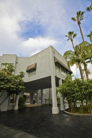 thumbnail: Exterior