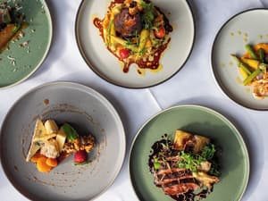 thumbnail: Restaurant