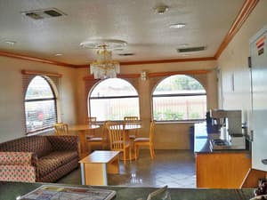 thumbnail: STXBUBreakfast Area A