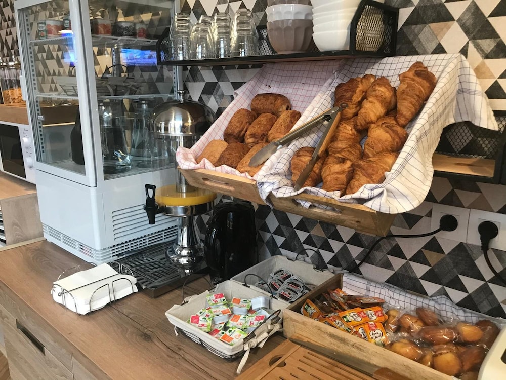 Restaurant-cafeteria