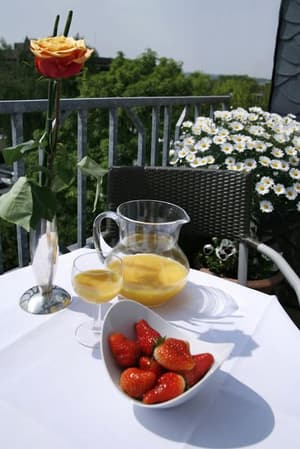 thumbnail: Balcony view