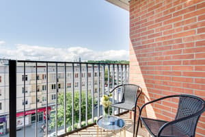 thumbnail: Balcony