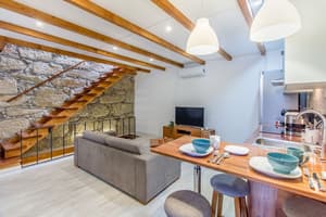 thumbnail: Interior