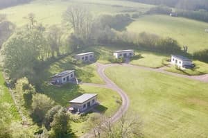 thumbnail: Exterior