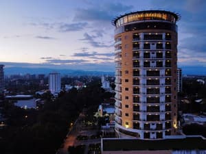 thumbnail: Exterior