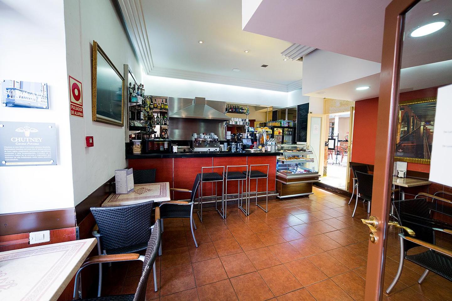 Restaurant-cafeteria