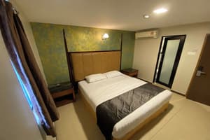 thumbnail: Room