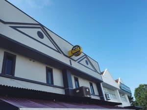 thumbnail: Exterior