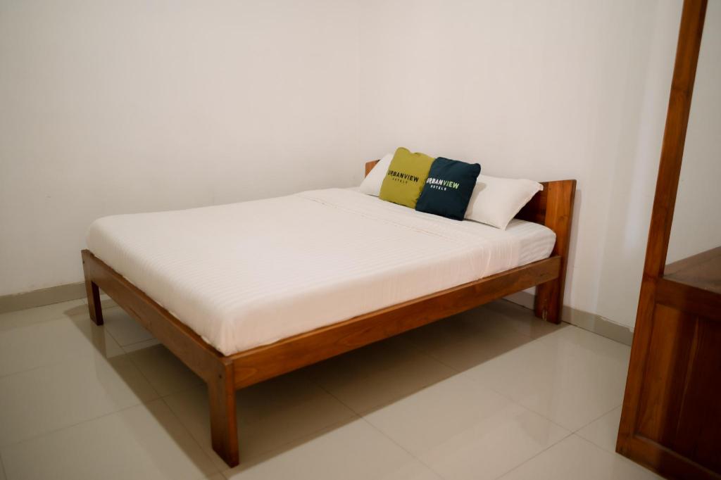 09bde504faf456efa6a38d5d65a956c8.jpg