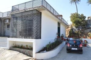 thumbnail: Exterior