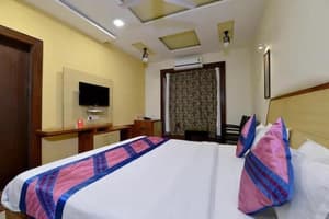 thumbnail: Room