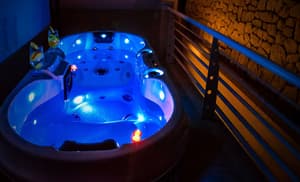 thumbnail: Private spa tub
