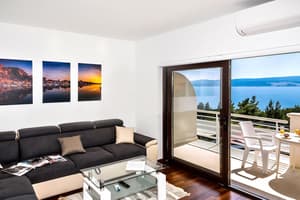 thumbnail: Living room