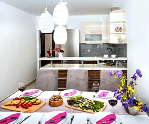 thumbnail: In-room dining
