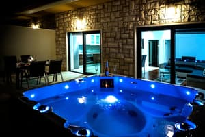 thumbnail: Private spa tub