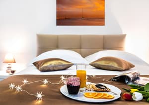 thumbnail: Room amenity
