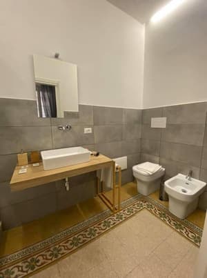 thumbnail: Bathroom