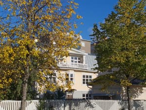 thumbnail: Exterior
