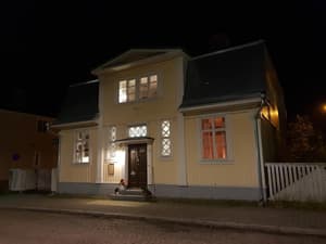 thumbnail: Exterior