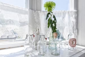 thumbnail: Interior detail