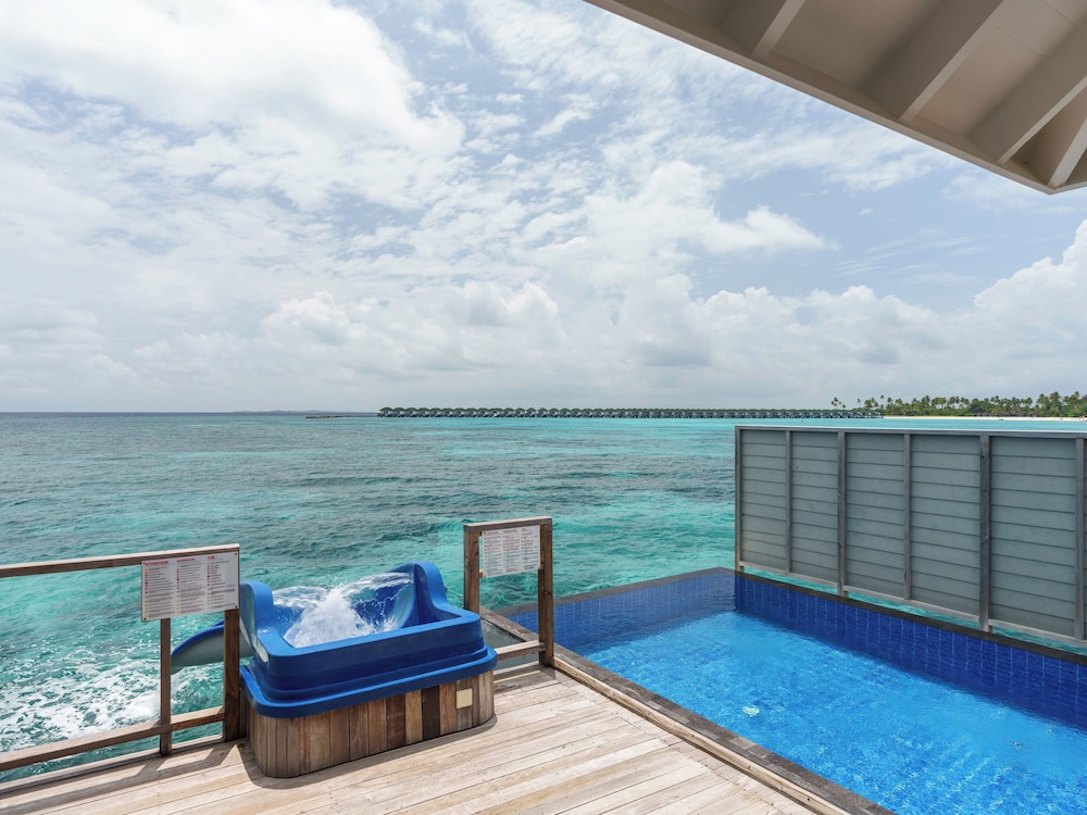 Private pool