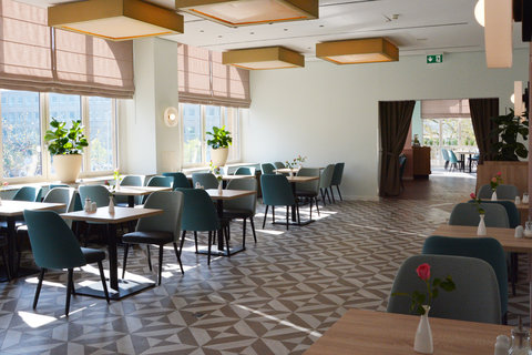 Start your day with breakfast at Garner Hotel Essen - Handelshof