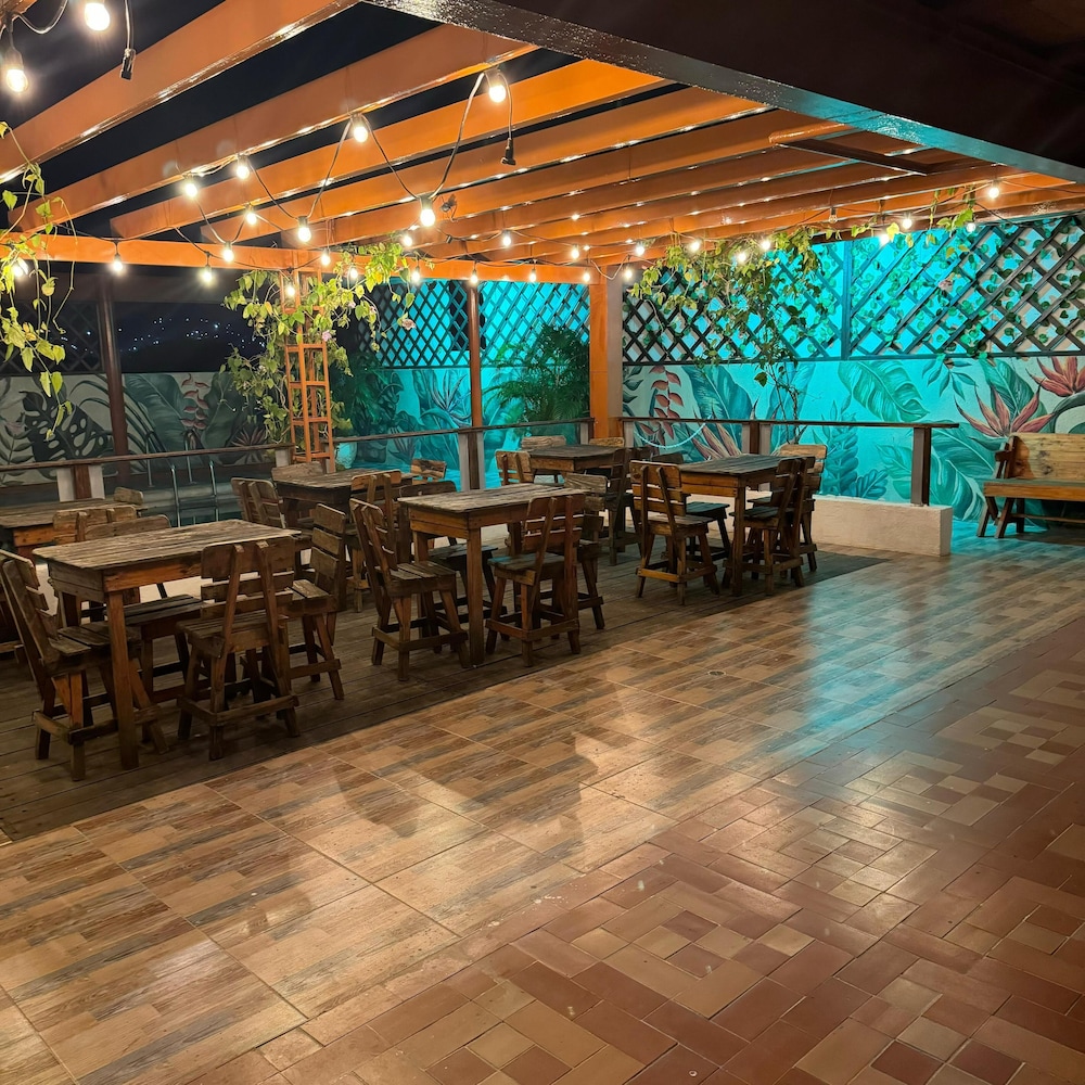 Poolside bar